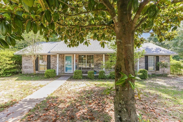 5471 Shamrock St, Milton, FL 32570 - ranch-style house with brick siding