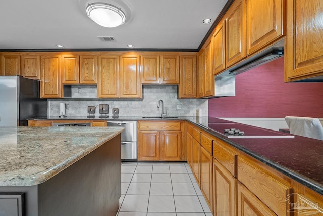 1567 Whisper Bay Blvd, Gulf Breeze, FL 32563 - kitchen featuring a sink, freestanding refrigerator, dishwasher, electric stovetop, and light tile patterned floors