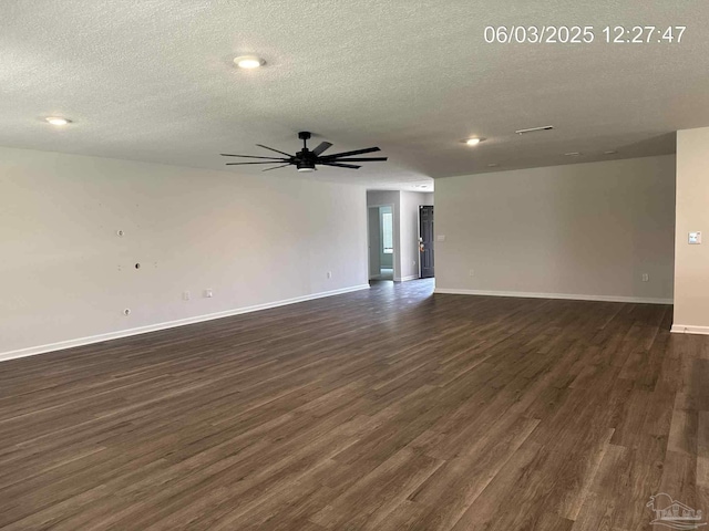 8659 Tarsus Dr, Milton, FL 32583 - unfurnished room with a textured ceiling, dark wood-style floors, ceiling fan, baseboards, and recessed lighting