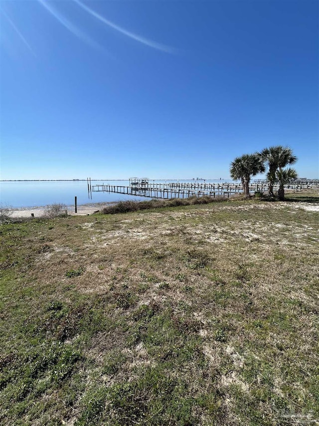 Listing photo 2 for 3171 Bay St, Gulf Breeze FL 32563