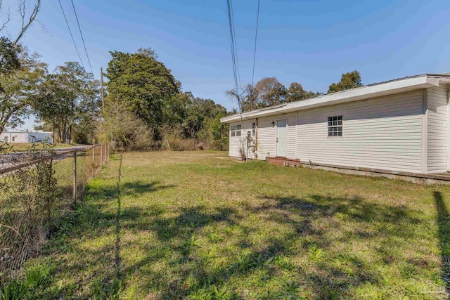 view of yard featuring fence