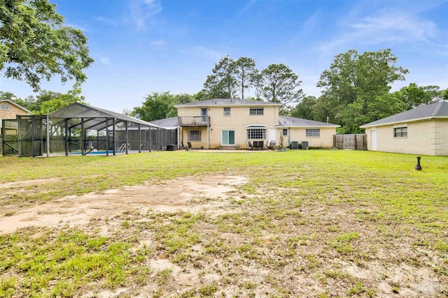 9852 Hillview Dr, Pensacola, FL 32514 - back of property with glass enclosure