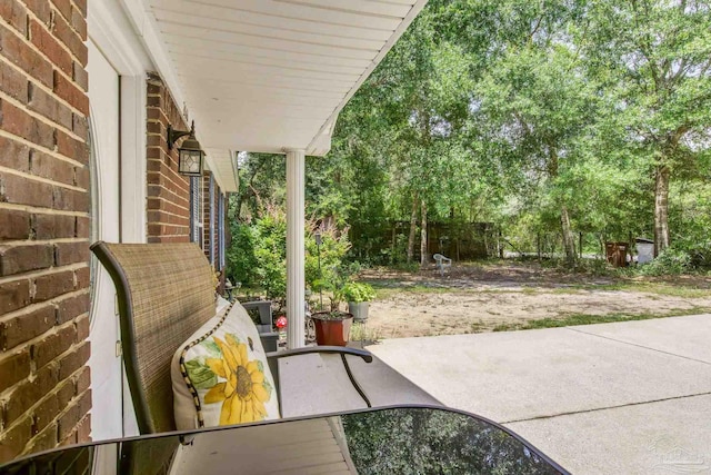 2661 Avenida De Sol, Navarre, FL 32566 - view of patio