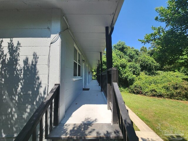 729 Lownde Ave, Pensacola, FL 32507 - view of balcony
