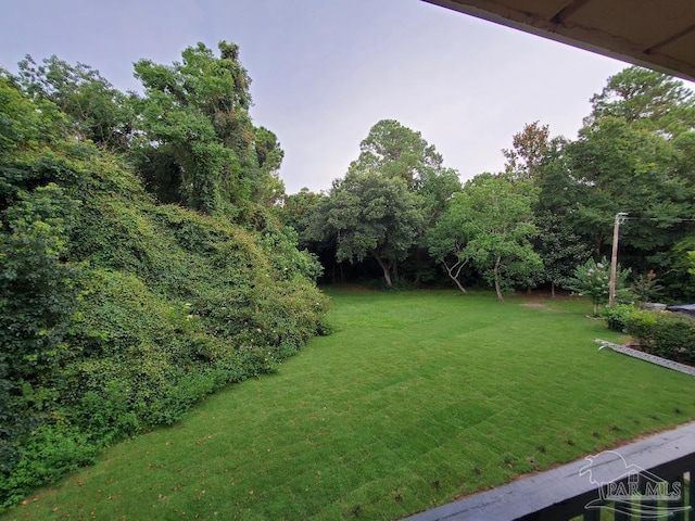729 Lownde Ave, Pensacola, FL 32507 - view of grassy yard