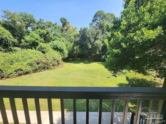 729 Lownde Ave, Pensacola, FL 32507 - view of grassy yard