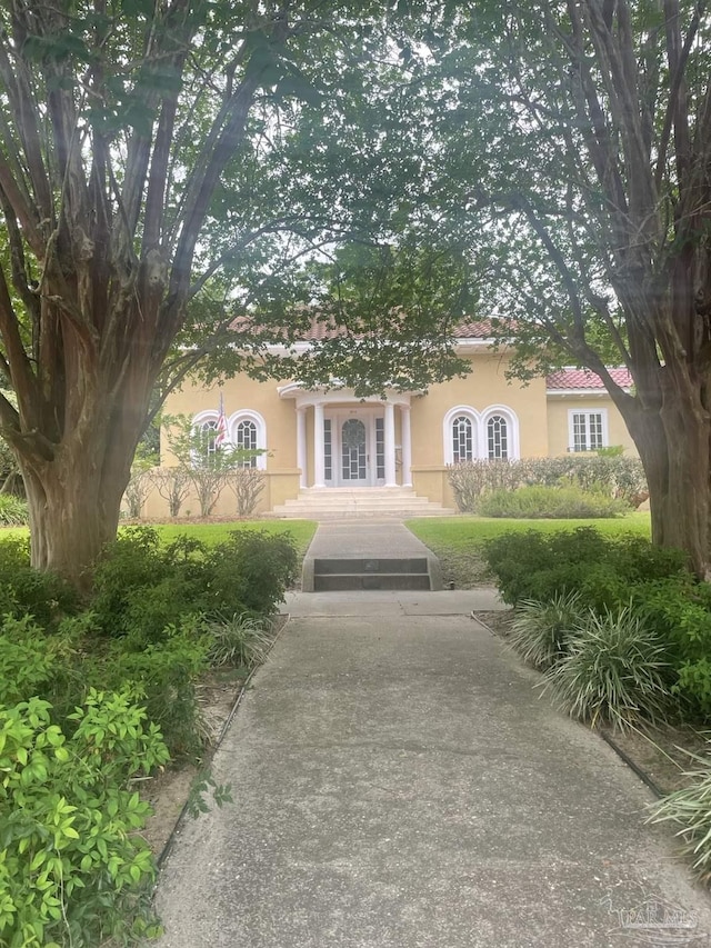 1904 E Larua St, Pensacola, FL 32501 - view of front of property with stucco siding