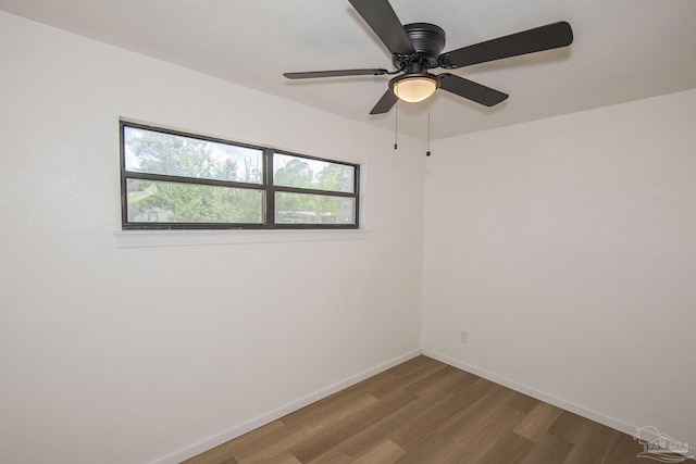 60 Stanford Rd, Pensacola, FL 32506 - empty room featuring a wealth of natural light, baseboards, and wood finished floors