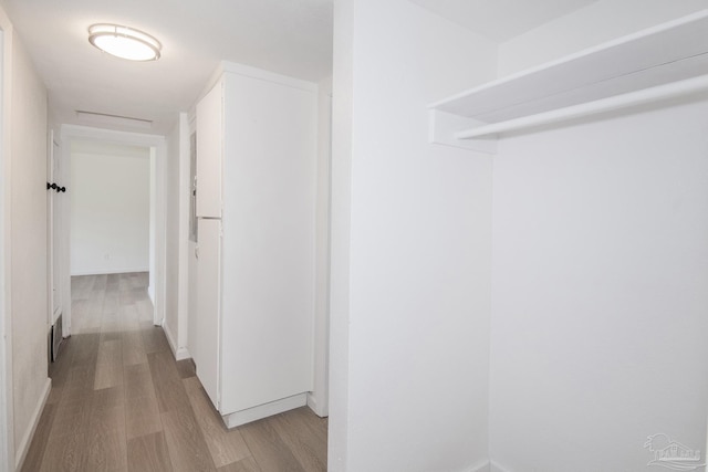 60 Stanford Rd, Pensacola, FL 32506 - corridor featuring light wood-style floors