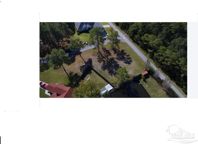 1837 W Smugglers Cove Dr, Gulf Breeze, FL 32563