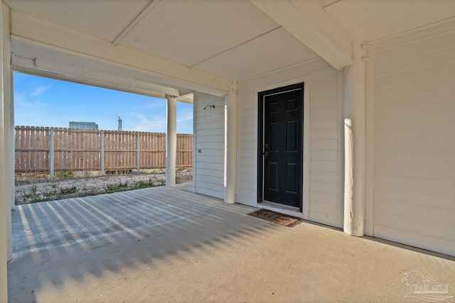 entrance to property with fence