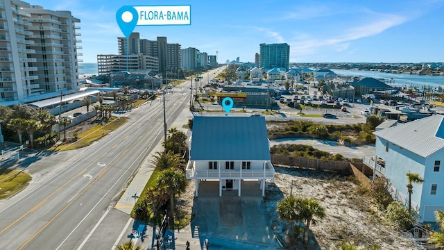 drone / aerial view with a view of city