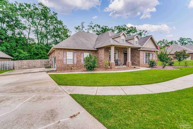 craftsman house with a front yard