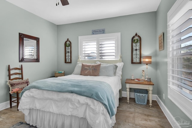 bedroom with ceiling fan