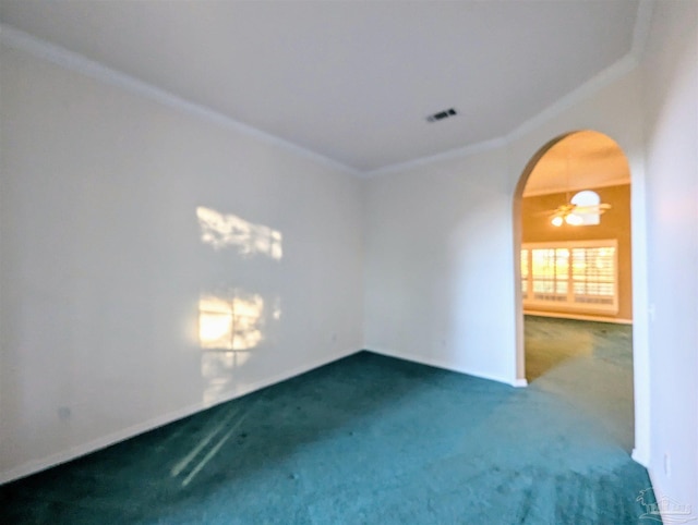 carpeted empty room with crown molding and a notable chandelier