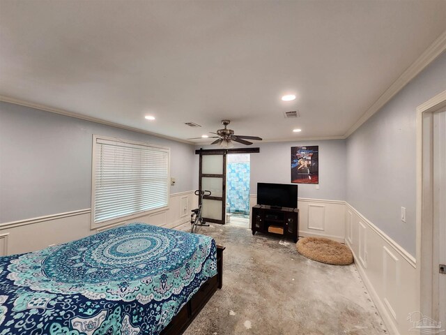 bedroom with crown molding and ceiling fan