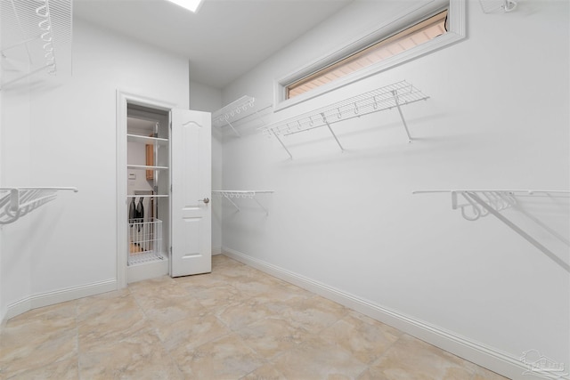 view of spacious closet