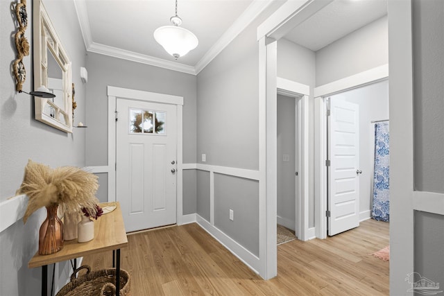 1223 Fenwick Ct, Cantonment, FL 32533 - foyer entrance with light wood-style floors and crown molding