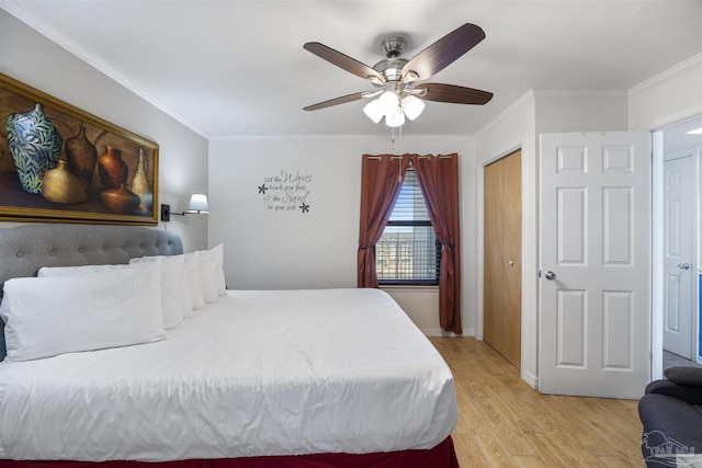 24230 Perdido Beach Blvd Unit 3087, Orange Beach, AL 36561 - bedroom featuring ceiling fan, light wood-type flooring, and ornamental molding
