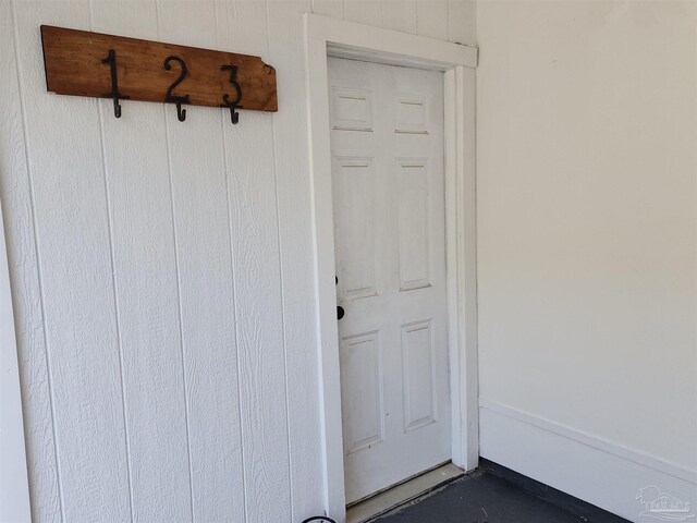 407 Rue Max St, Pensacola, FL 32507 - view of doorway to property