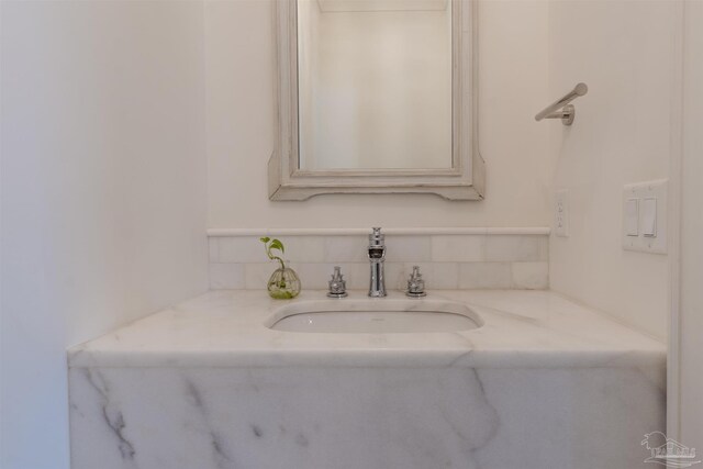 920 W Chase St, Pensacola, FL 32502 - bathroom with sink