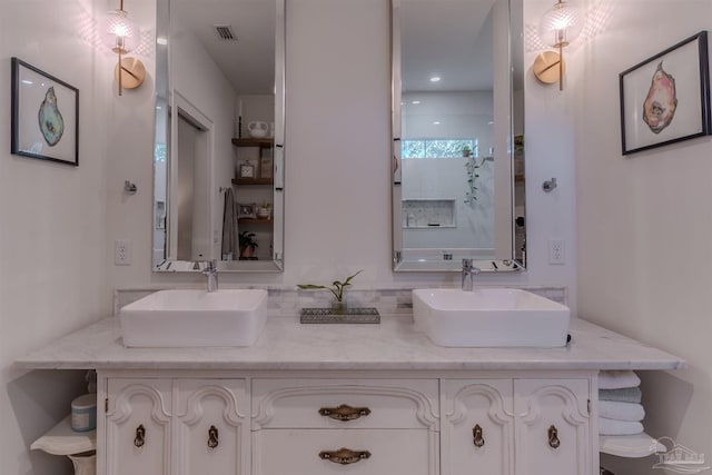 920 W Chase St, Pensacola, FL 32502 - bathroom featuring vanity