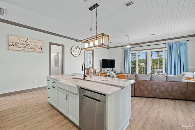 7730 Sunfish Ln, Milton, FL 32583 - kitchen with a sink, open floor plan, visible vents, and dishwasher