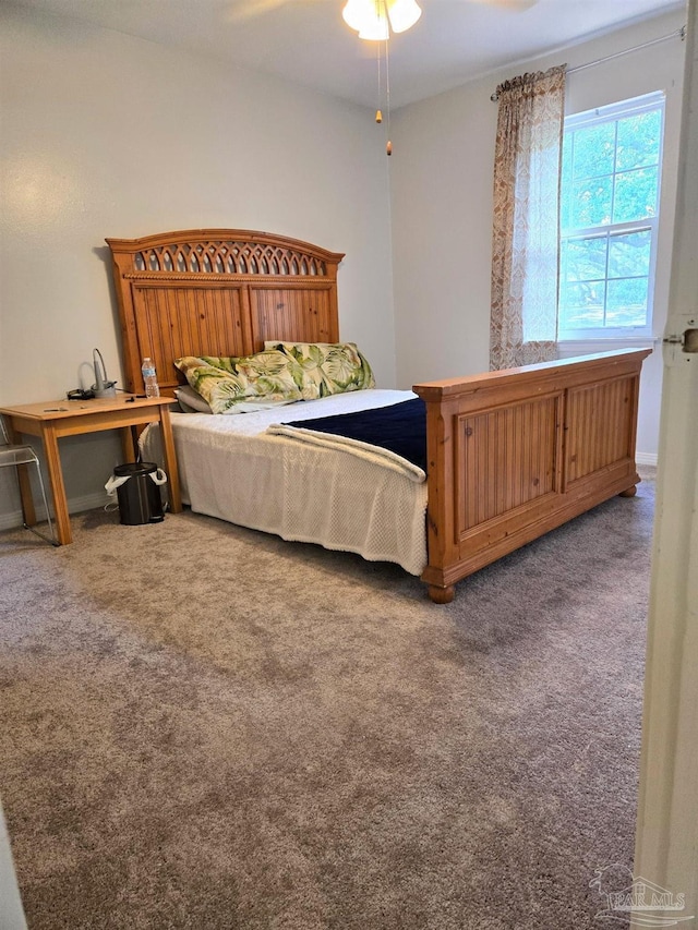 bedroom with carpet flooring