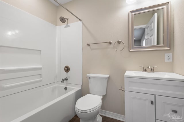 1010 W Lloyd St, Pensacola, FL 32501 - full bathroom featuring shower / bathtub combination, toilet, vanity, and baseboards