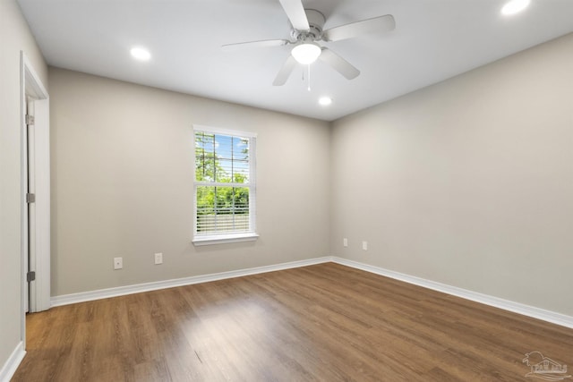 1010 W Lloyd St, Pensacola, FL 32501 - spare room featuring wood finished floors, baseboards, recessed lighting, and ceiling fan