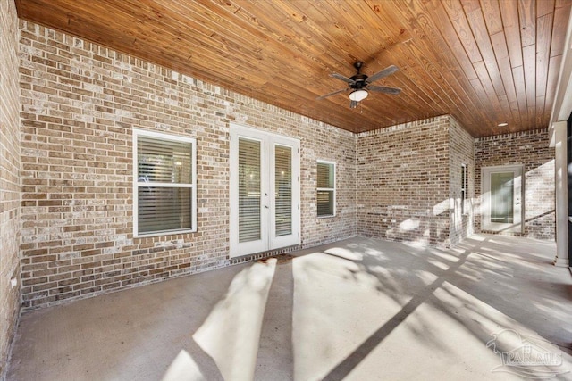 view of patio / terrace with ceiling fan