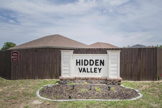 3620 Ranch Dr, Crestview, FL 32539 - community / neighborhood sign with fence