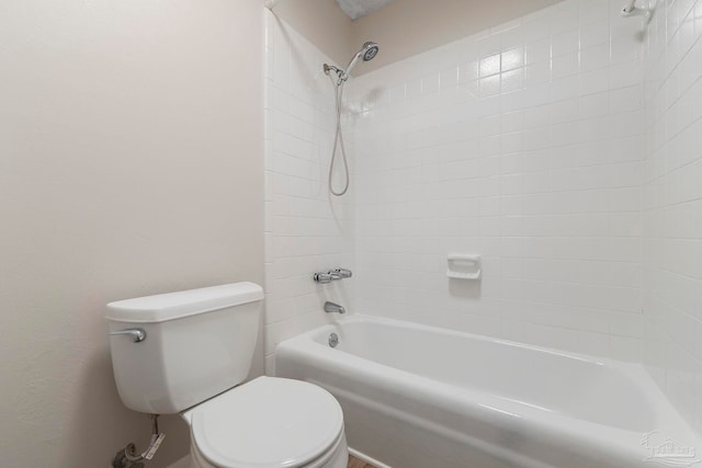 3481 Summit Blvd, Pensacola, FL 32503 - bathroom with toilet and bathing tub / shower combination
