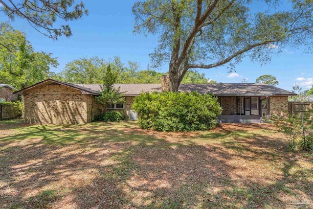 3481 Summit Blvd, Pensacola, FL 32503 - view of yard