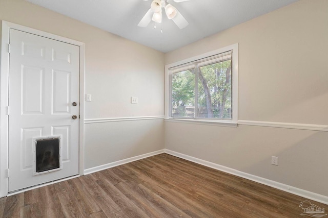 3481 Summit Blvd, Pensacola, FL 32503 - unfurnished room featuring wood finished floors, baseboards, heating unit, and ceiling fan