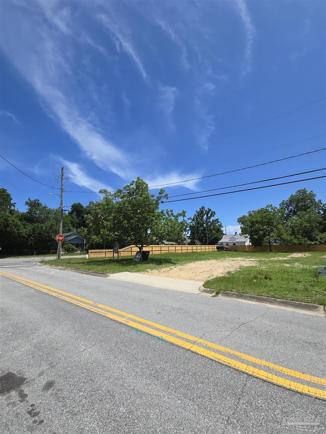 2815 E Gonzalez St, Pensacola, FL 32503
