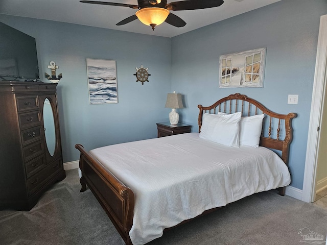 bedroom featuring a ceiling fan, baseboards, and carpet flooring