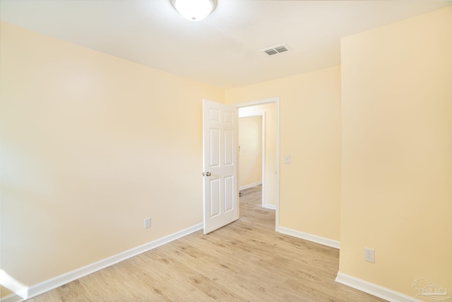 empty room featuring light hardwood / wood-style flooring