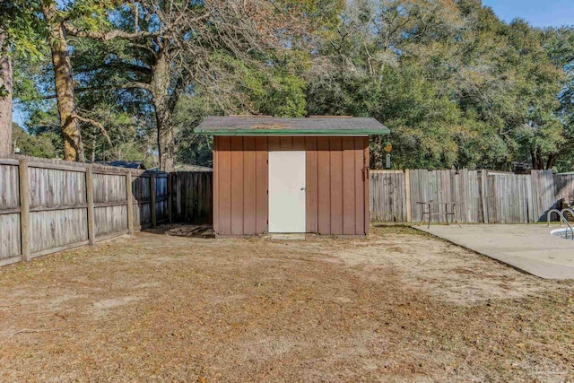 view of outdoor structure