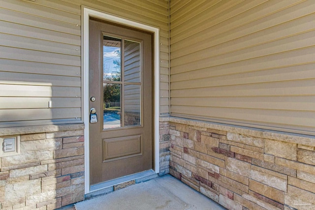 view of property entrance