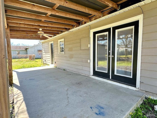 view of patio / terrace with ceiling fan