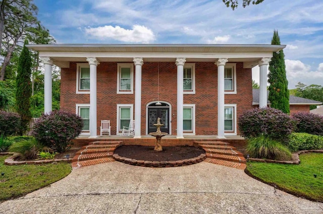 view of neoclassical / greek revival house