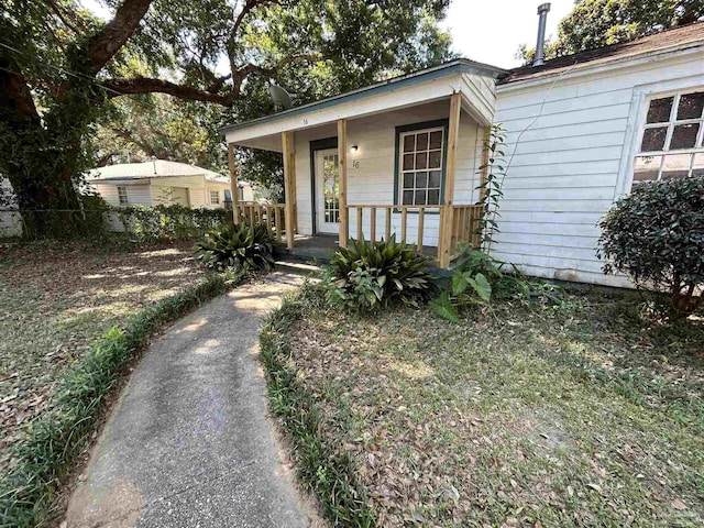 view of front of house with a porch