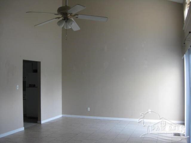 spare room featuring ceiling fan