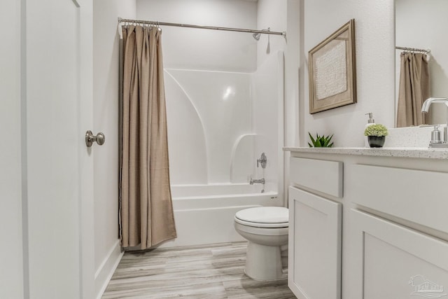 4680 Eider Rd, Pace, FL 32571 - bathroom featuring vanity, shower / bath combo, and wood finished floors