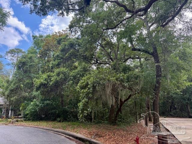 9517 Lorikeet Ln, Pensacola, FL 32507