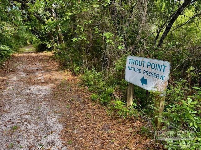 9517 Lorikeet Ln, Pensacola, FL 32507