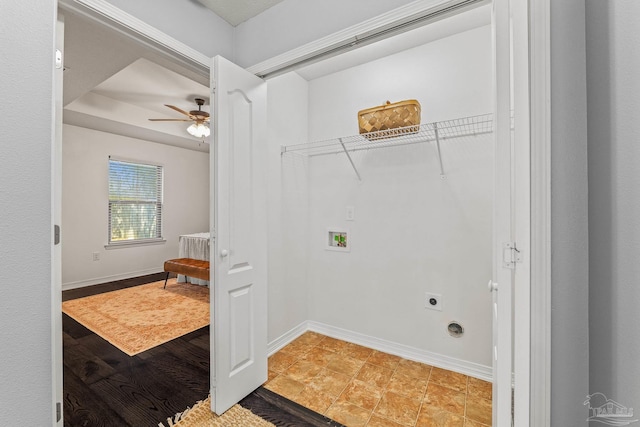 clothes washing area with hookup for a washing machine, hookup for an electric dryer, and ceiling fan