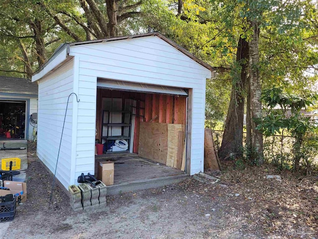 view of outdoor structure