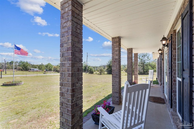 view of patio / terrace with covered porch